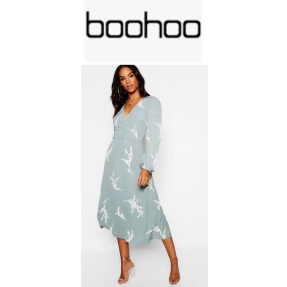 Boohoo Dresses & Skirts - Floral print wrap midi dress
